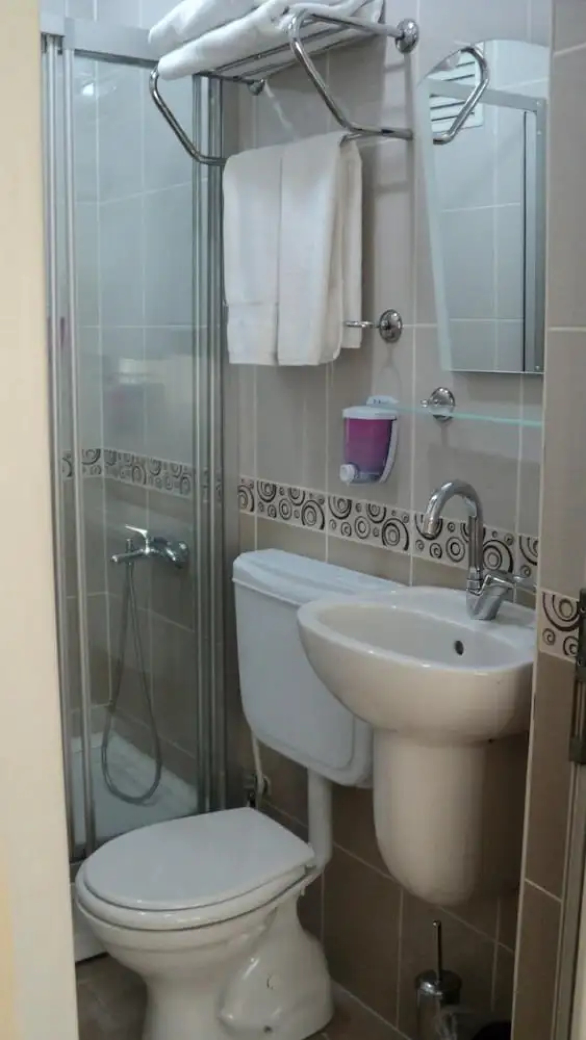 Yavuz Hotel