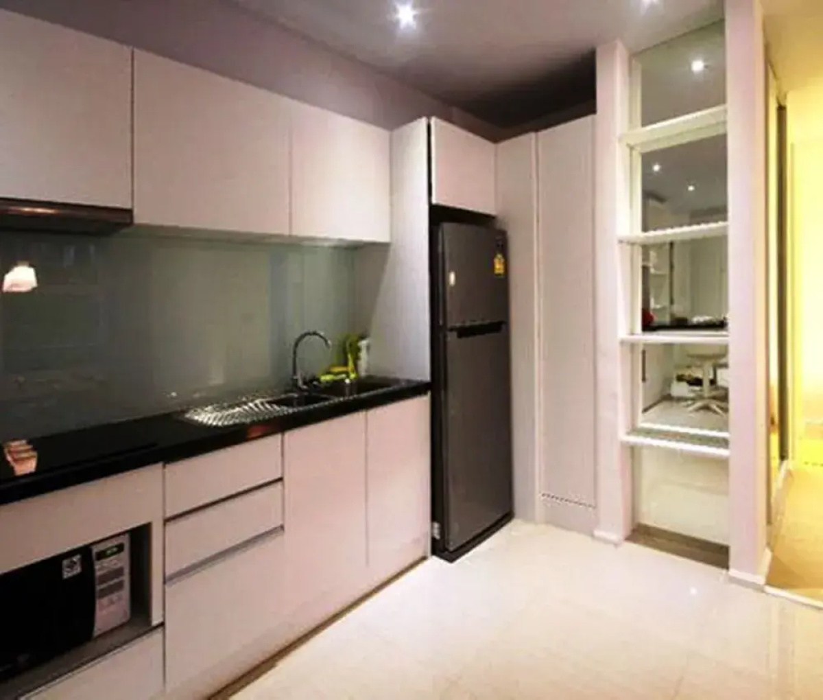 Atlantis Condo Pattaya by Panissara