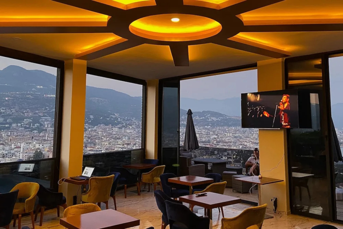 Castle's Light Boutique Hotel