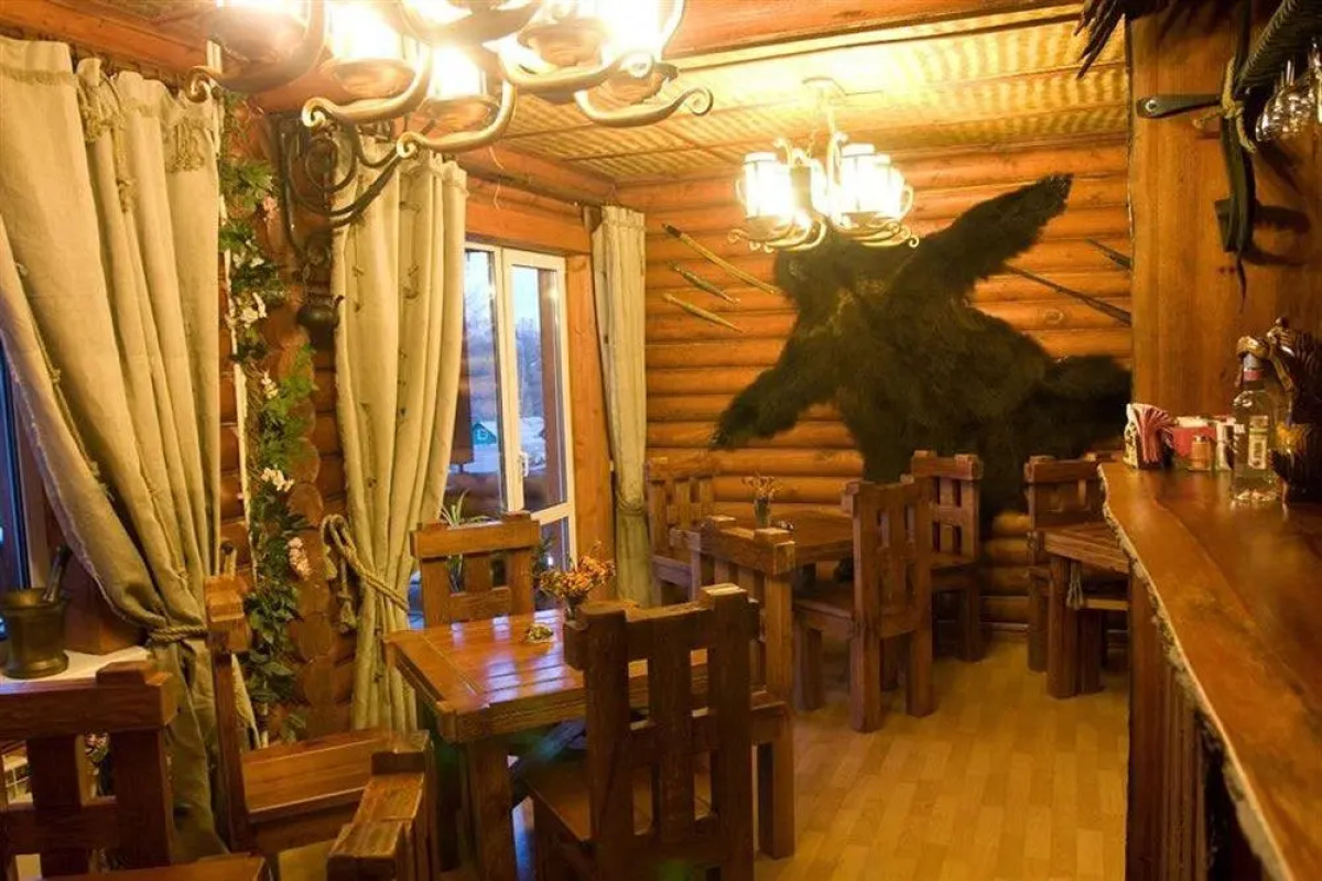 Петров Двор