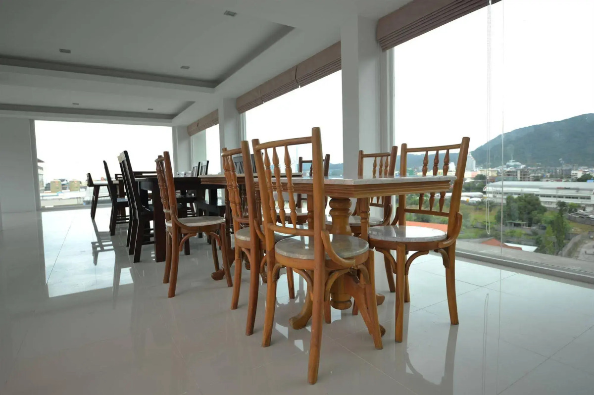 Baan Lukkan Patong Resort