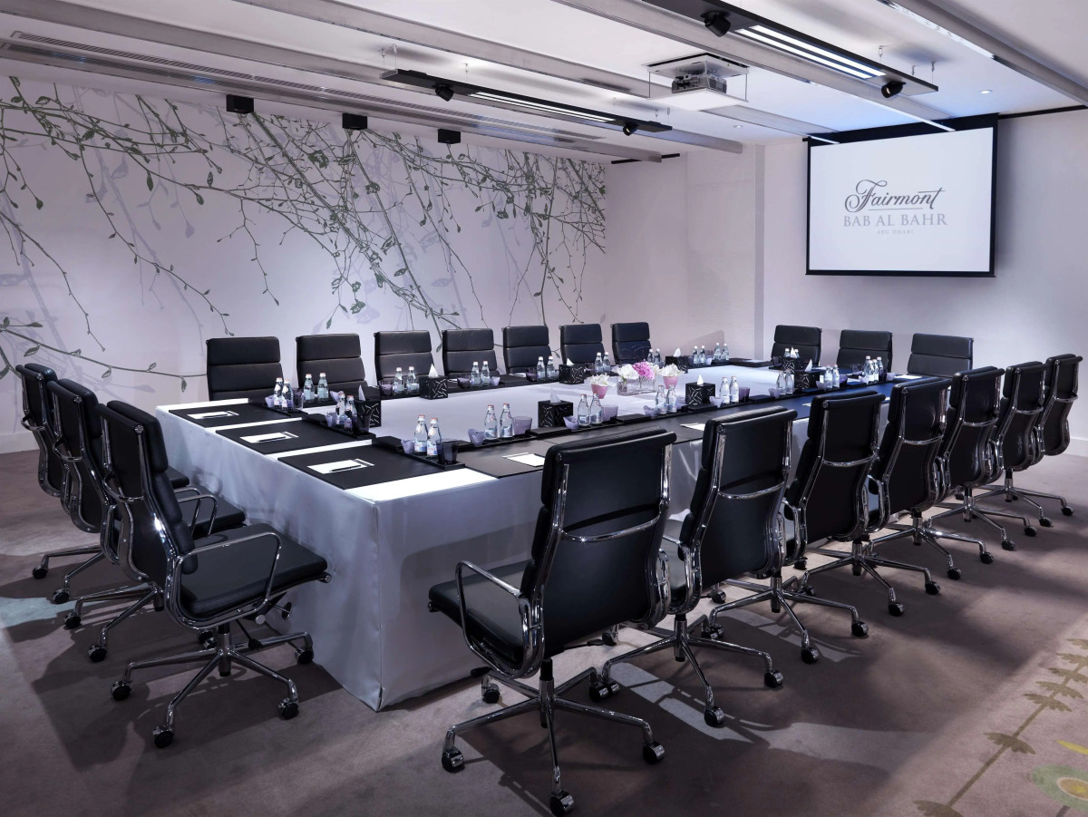 Отель Fairmont Bab Al Bahr