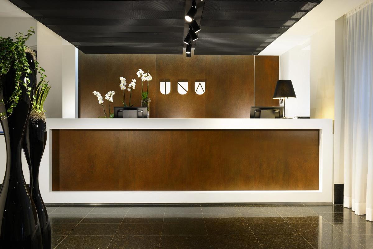 Отель Unahotels Century Milano
