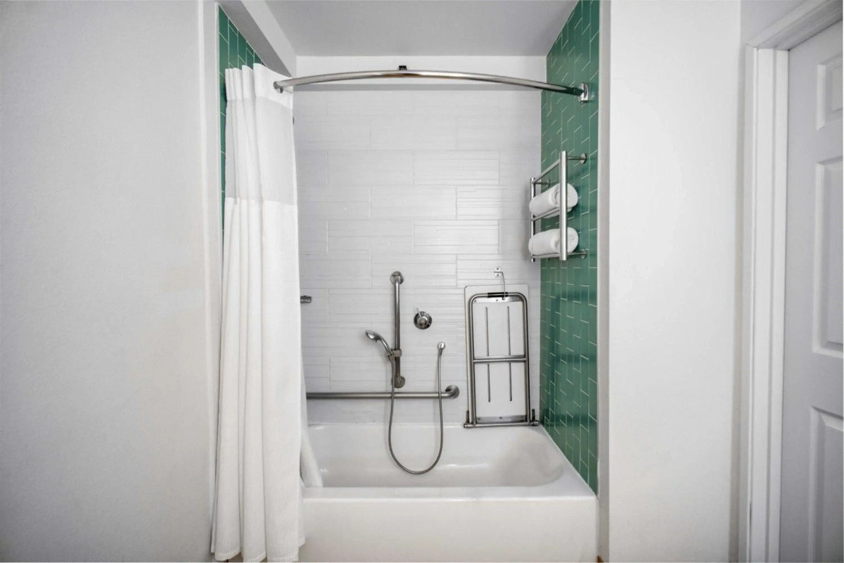 The Kinney - Venice Beach