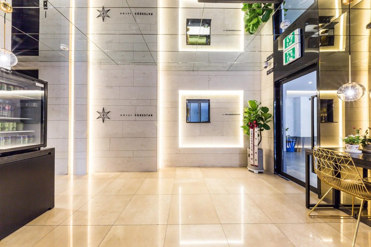 HOTEL FORESTAR Sinchon