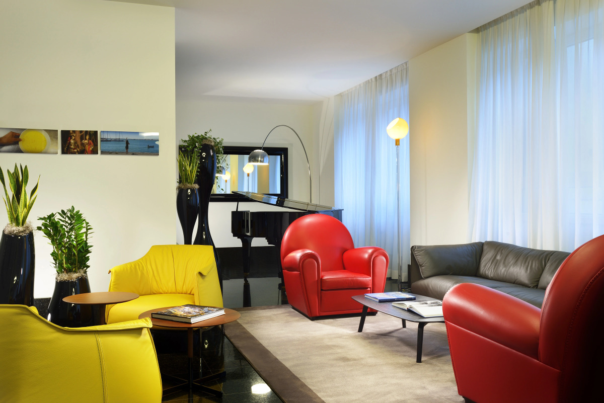 Отель Unahotels Century Milano
