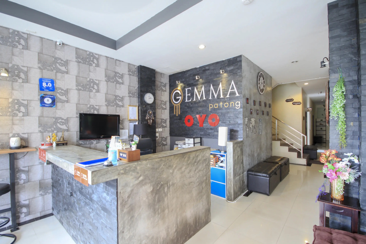 OYO 75321 Gemma Patong
