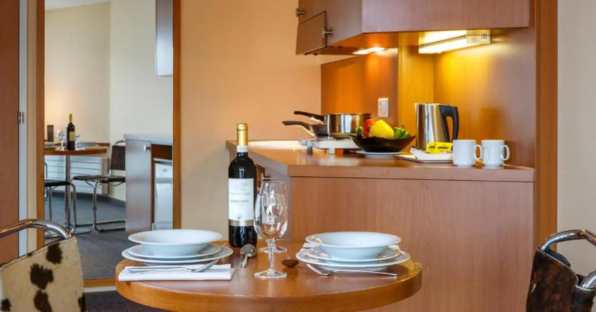 Alpha Palmiers by Fassbind