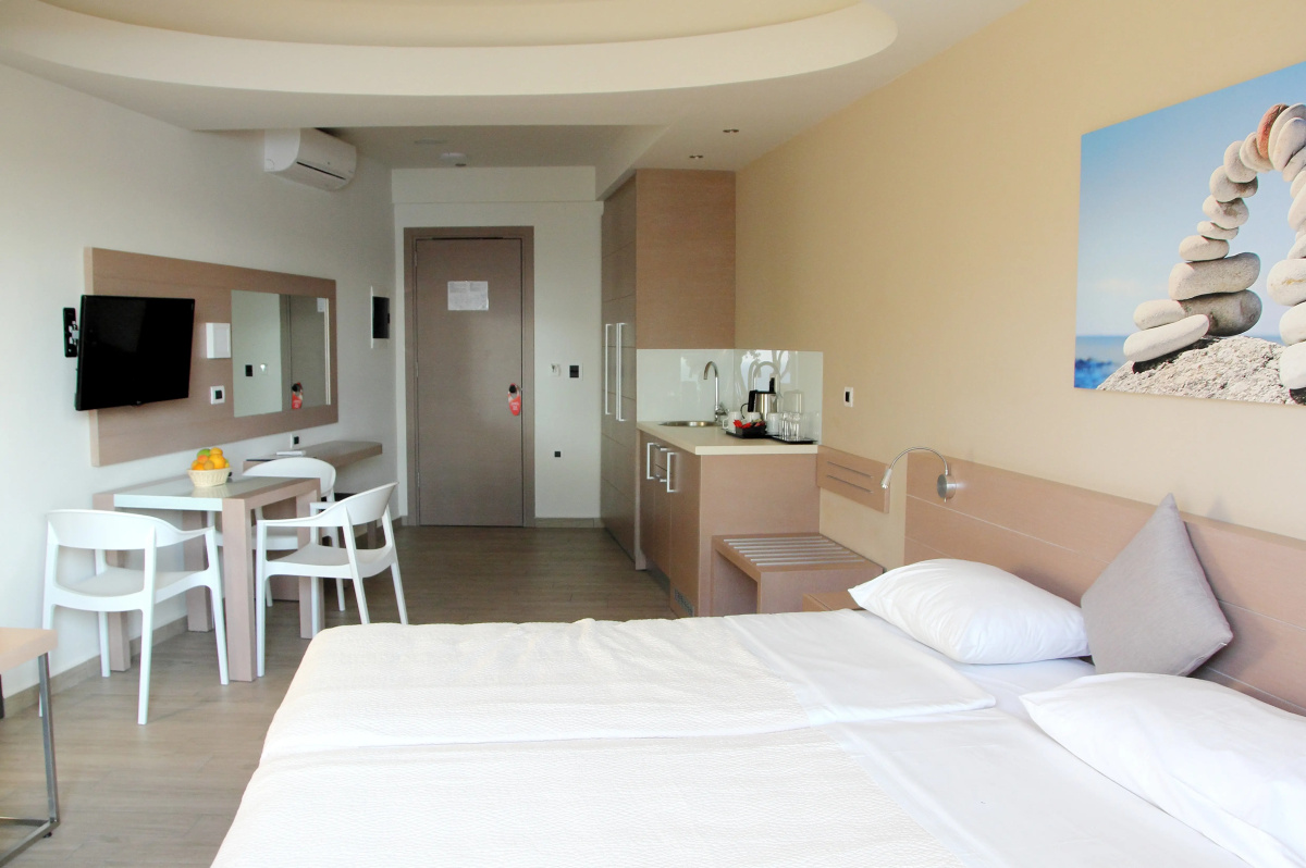 Renieris Hotel