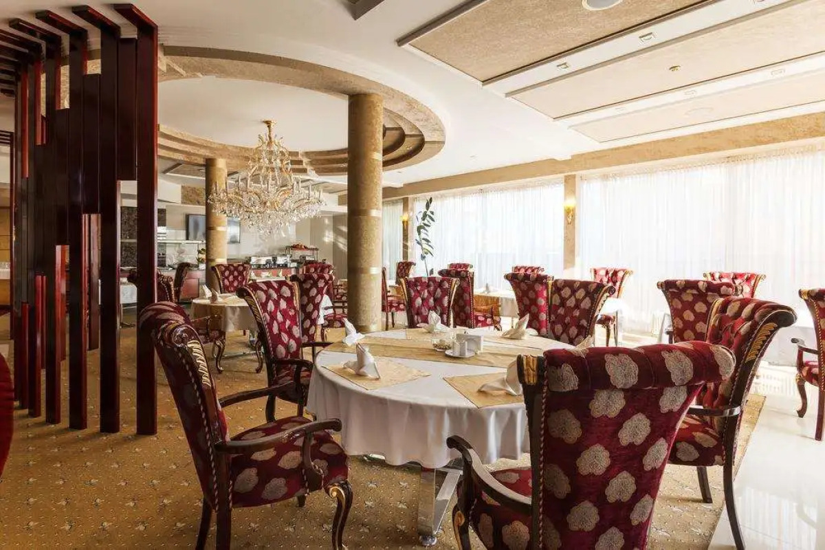 Отель Ark Palace