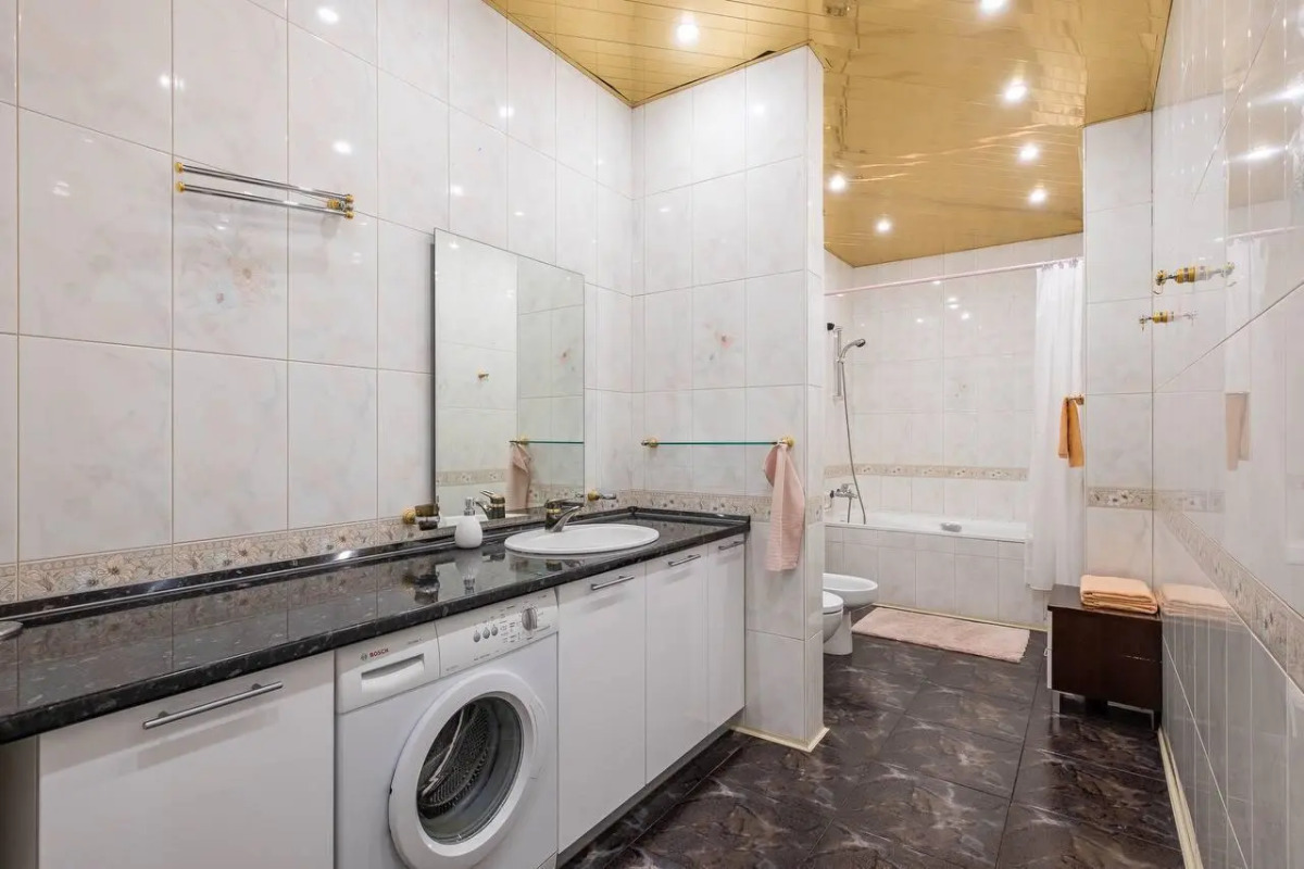 Апартаменты на улице Большая Конюшенная 4-6-8