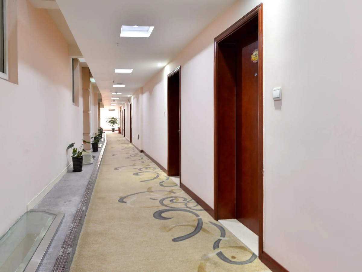 24K International Hotel - People Square Branch