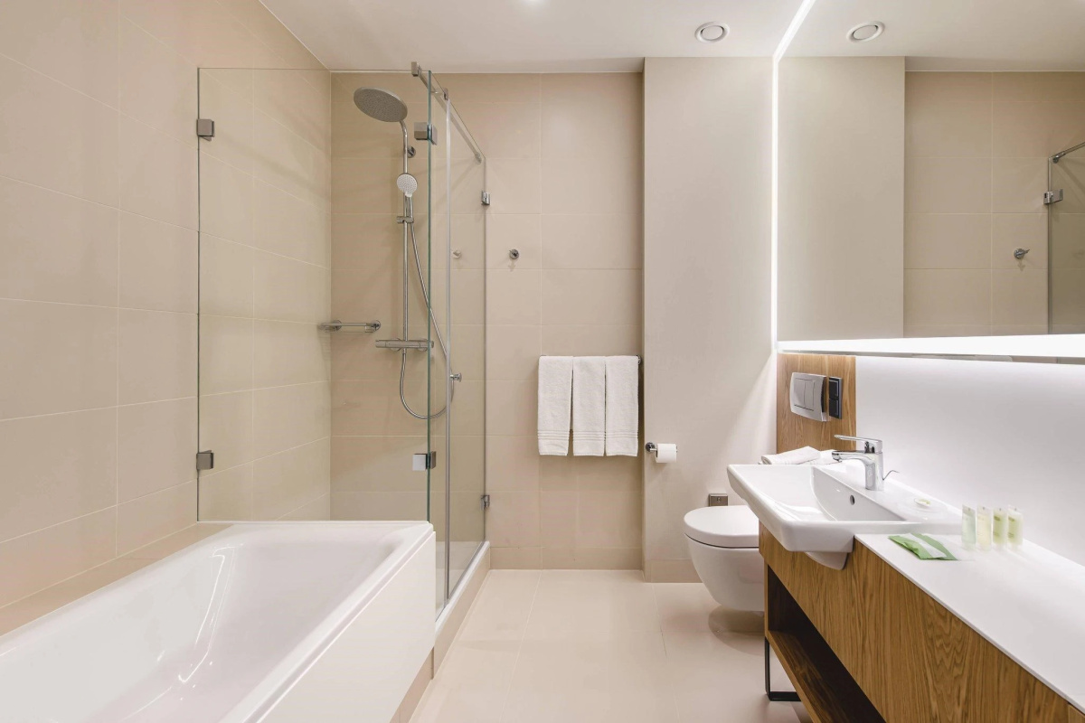 Courtyard by Marriott Warsaw Airport