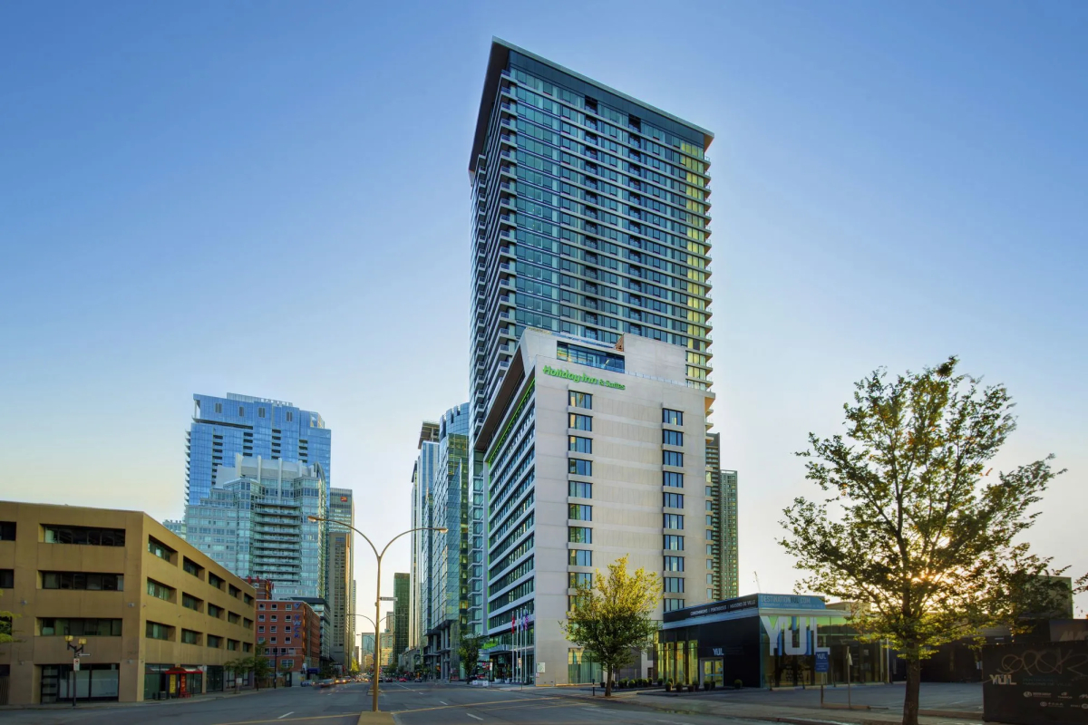 Holiday Inn Hotel & Suites Montreal Centre-ville Ouest by IHG