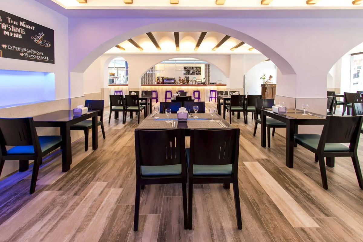 Hostal Tarba