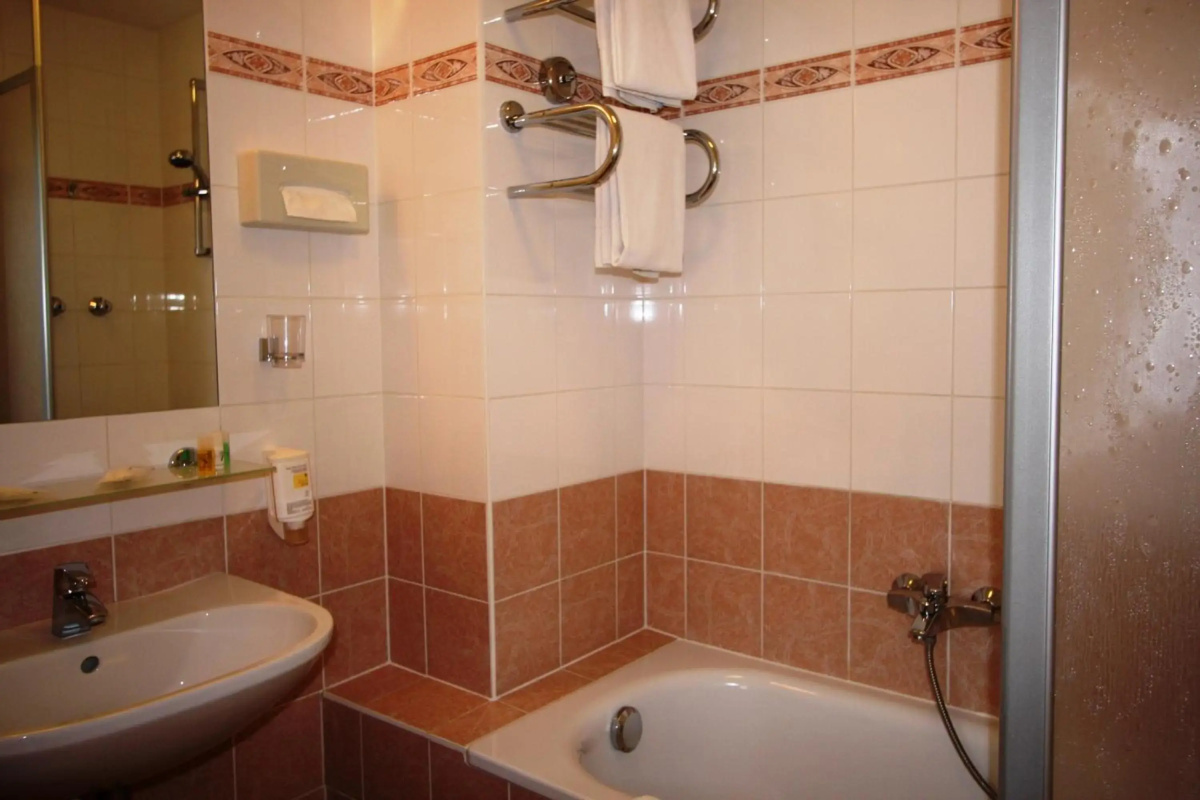 SUITE HOTEL 900m ZUR OPER