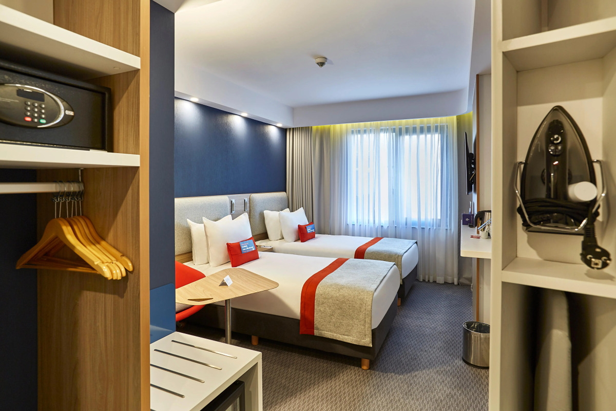 Holiday Inn Express Istanbul - Atakoy Metro by IHG