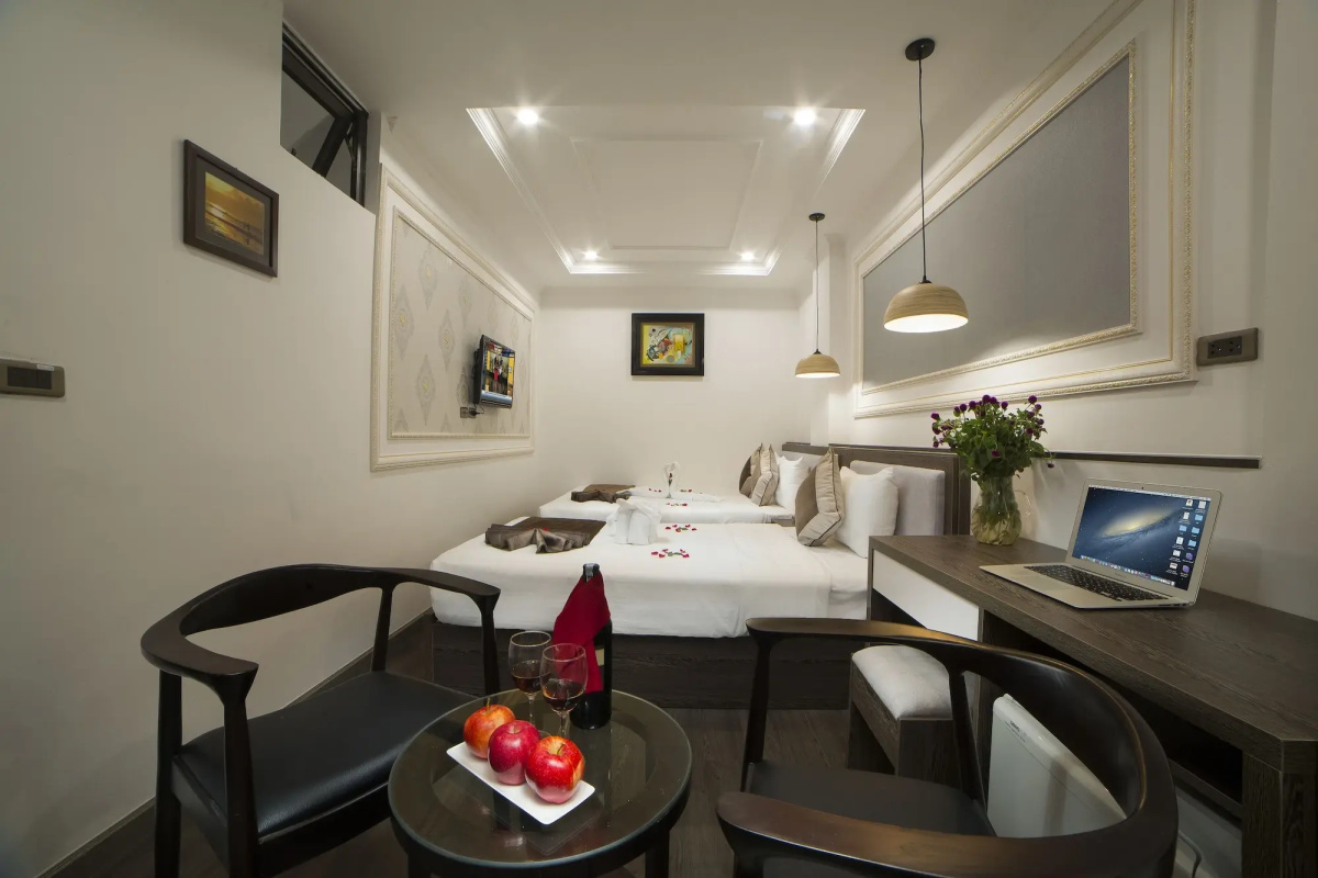 Galliot Central Hotel