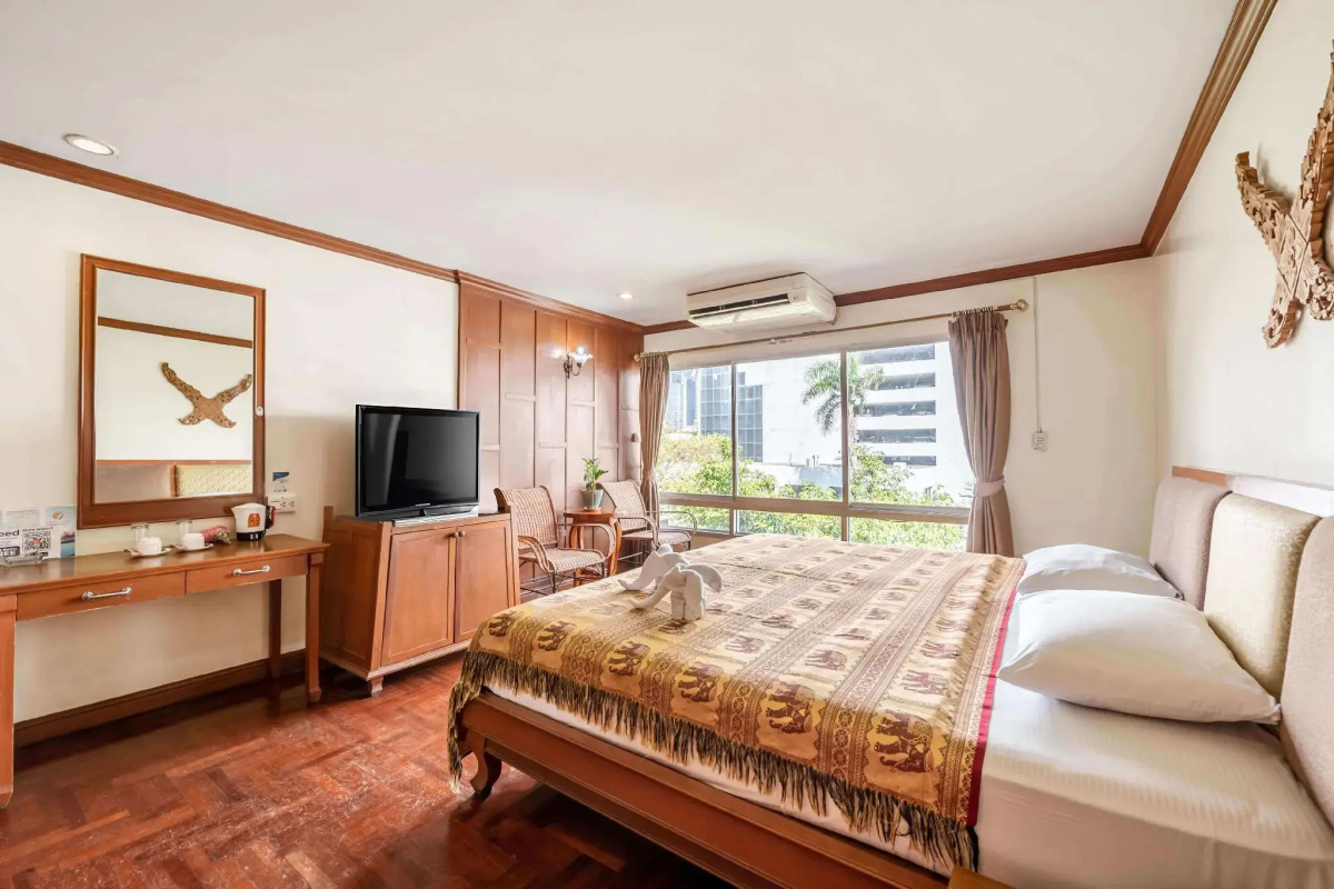 Royal Ivory Sukhumvit Nana