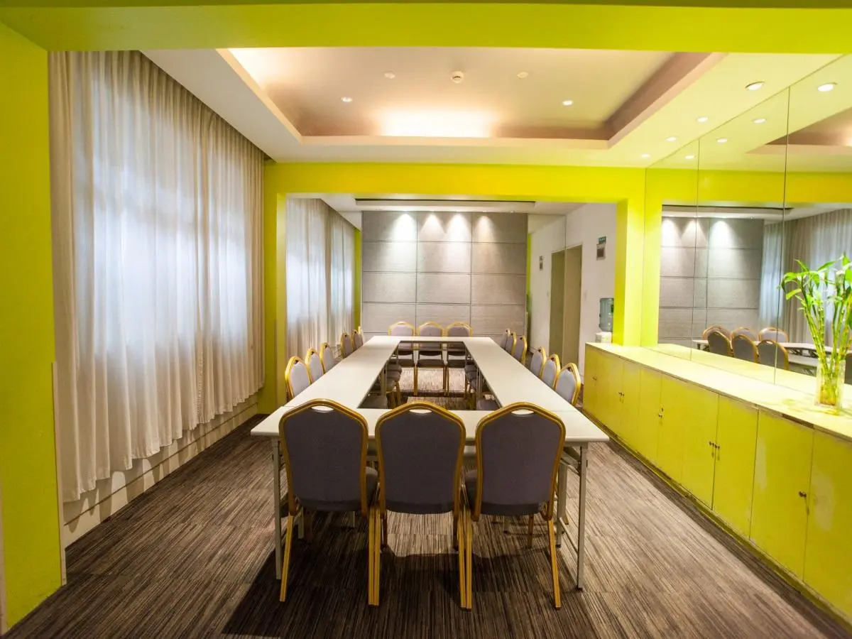 Magnotel Chengdu Taikoo Li Dong Feng Bridge