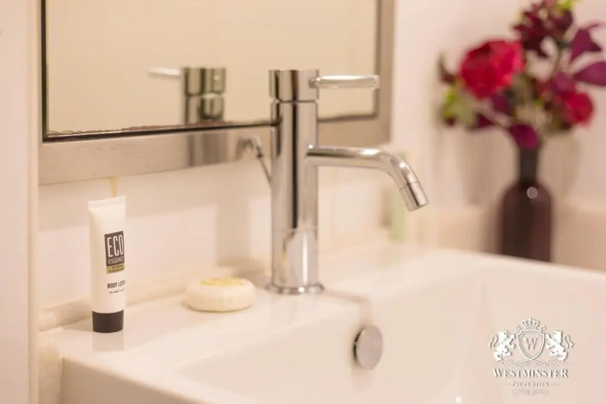 Westminster Boulevard Central - Burj Khalifa