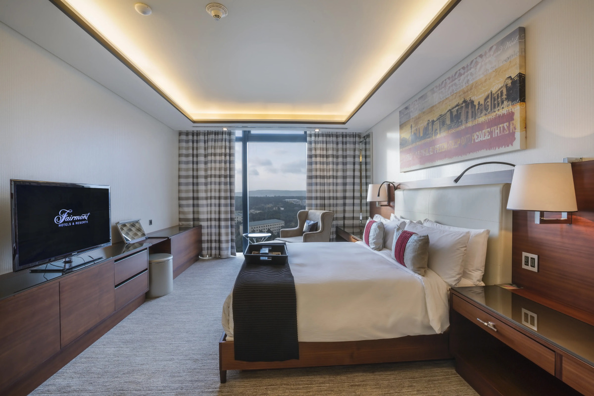 Отель Fairmont Baku at the Flame Towers