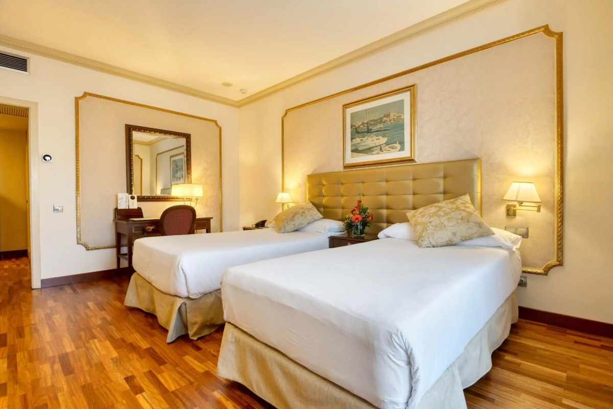 Hotel Roger de Lluria Barcelona