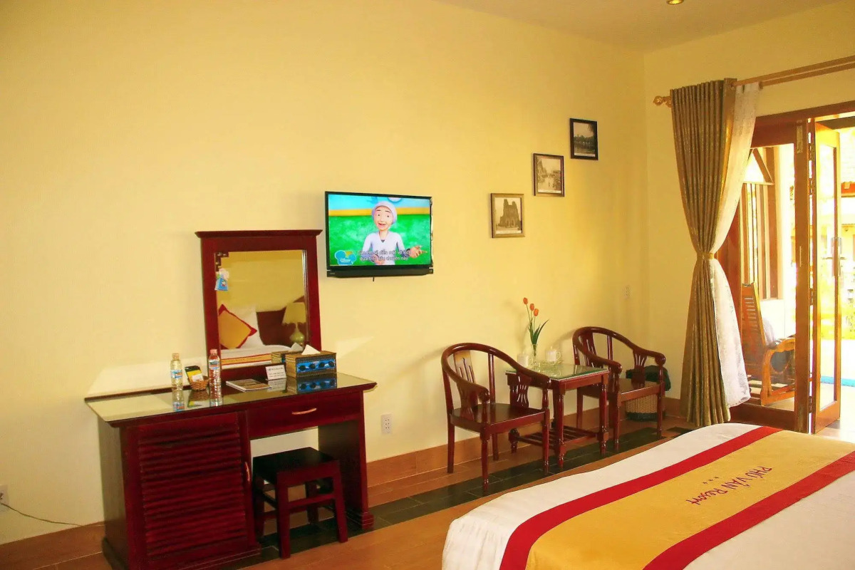 Phu Van Resort & Spa