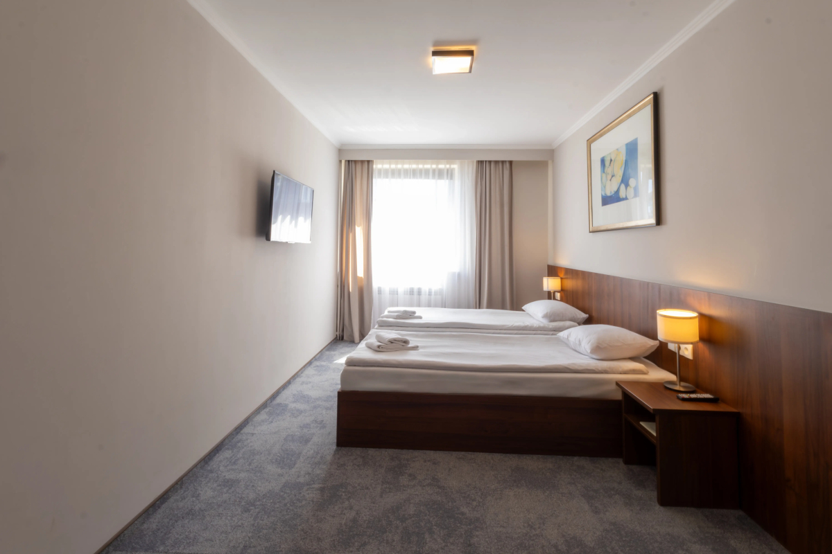 Hit Hotel