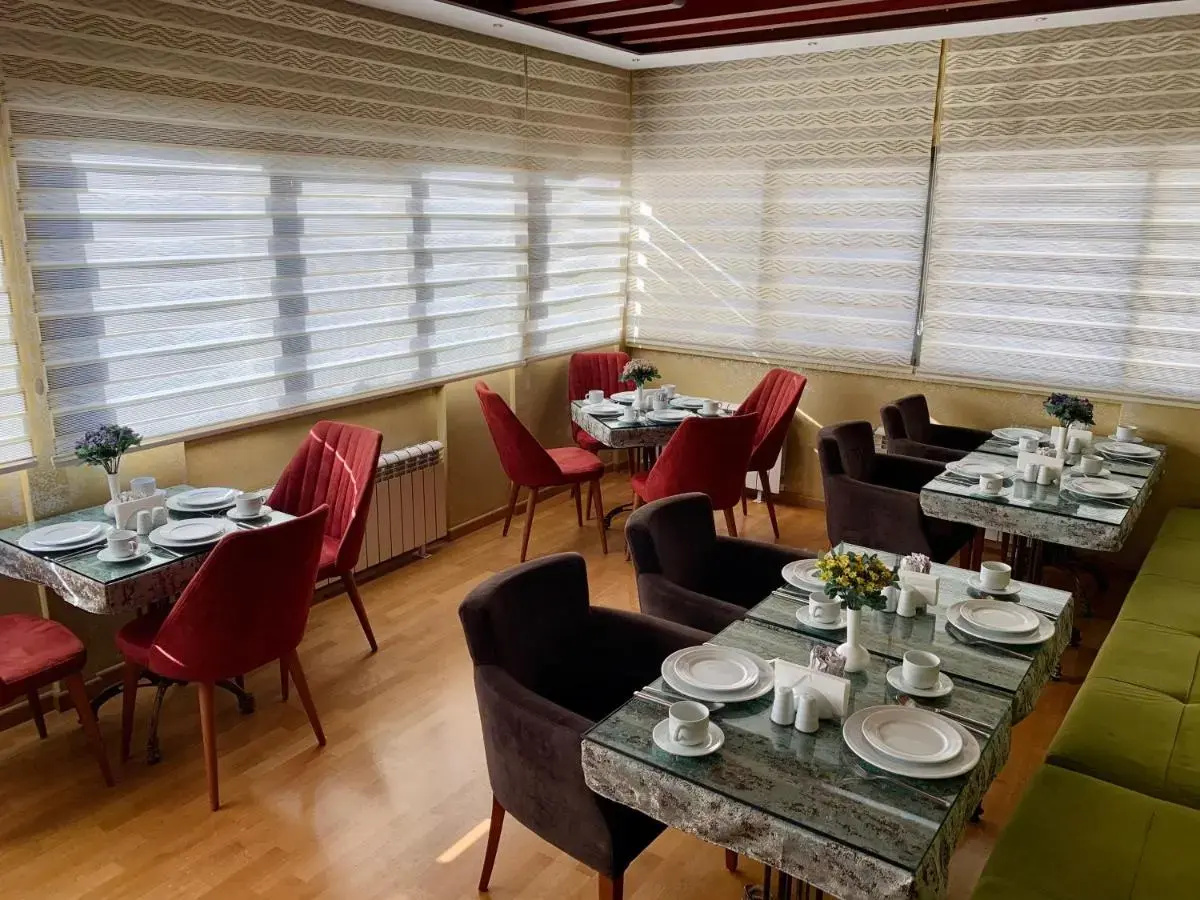 Отель Clover Hotel Baku