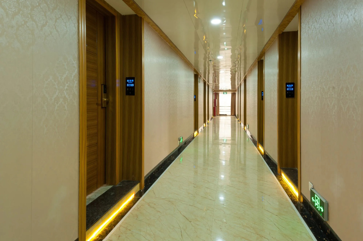 Guangzhou Compass Hotel