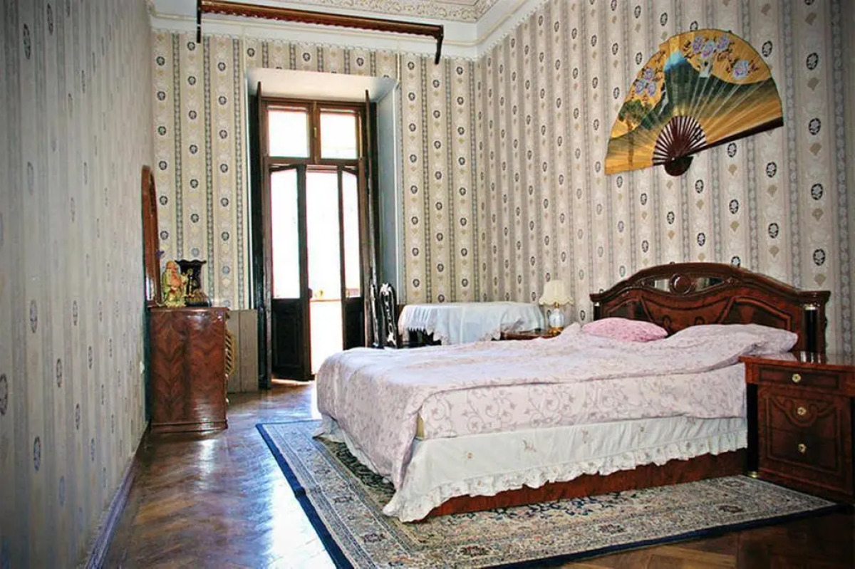 Babushka Grand Hostel