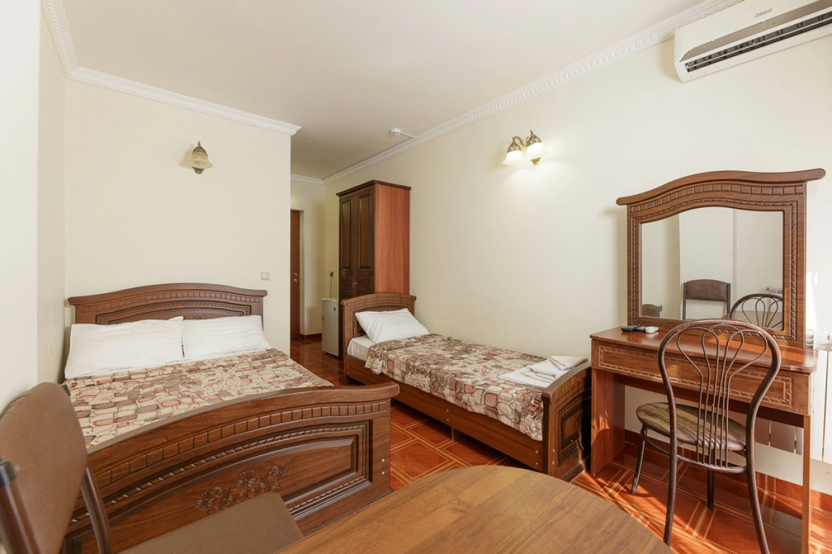 Островок (Отель Плаза Корпус №2)