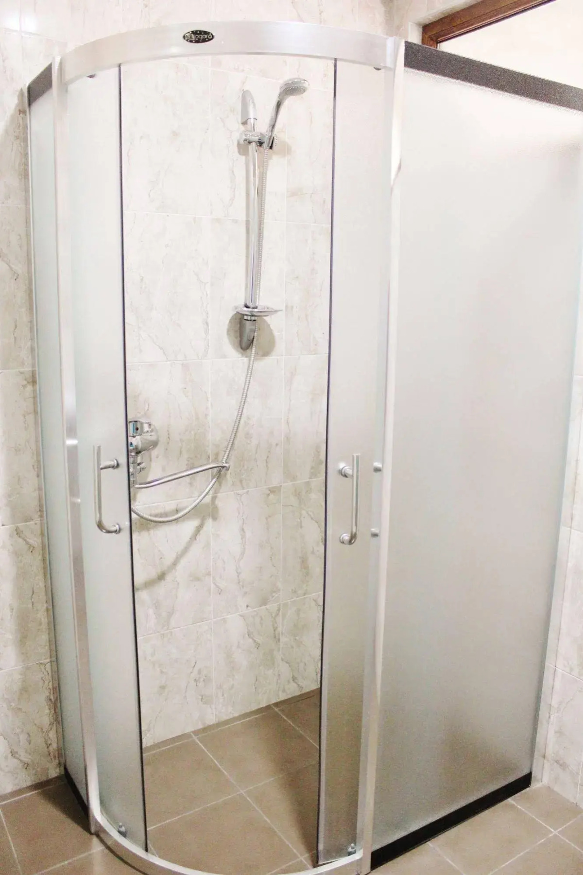 Гостиница Red Fox Guesthouse