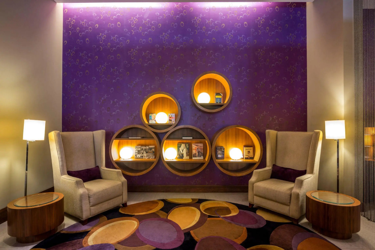 Отель Novotel Suites Mall Avenue Dubai