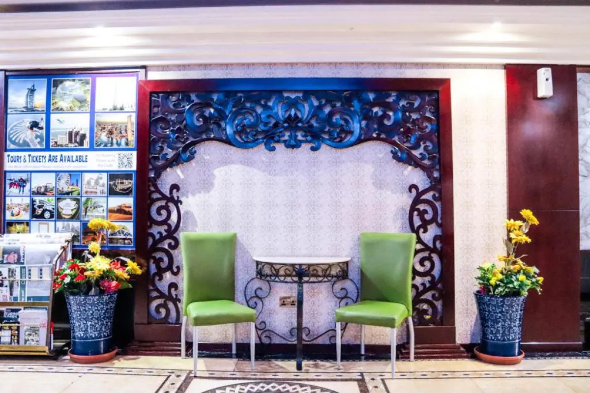 Palette Phoenix Hotel