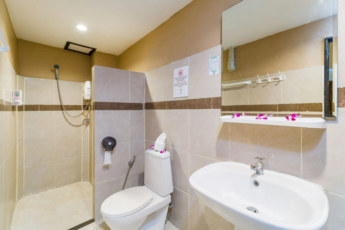 Rich Resort Beachside Hotel