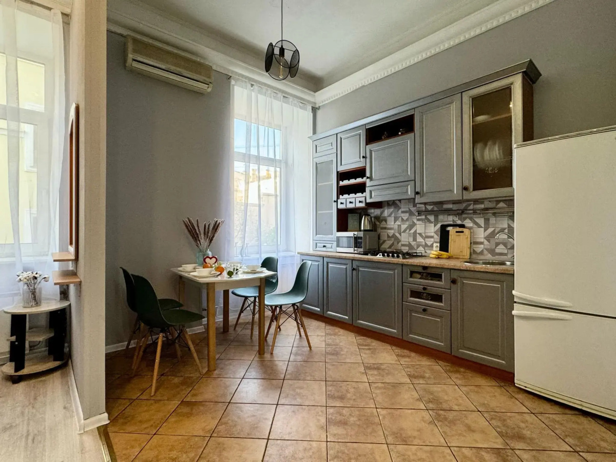 Sivakapart на Невском 66