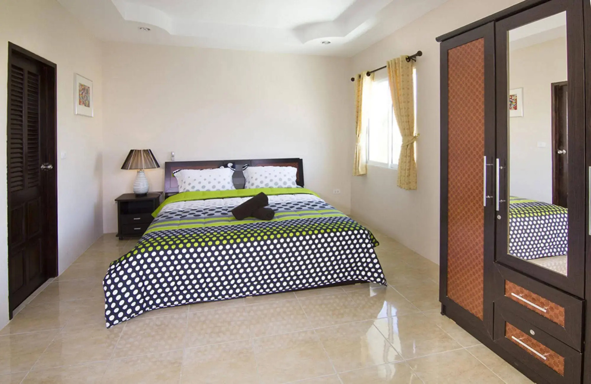 Villa Waree 5 minutes from City and Beach