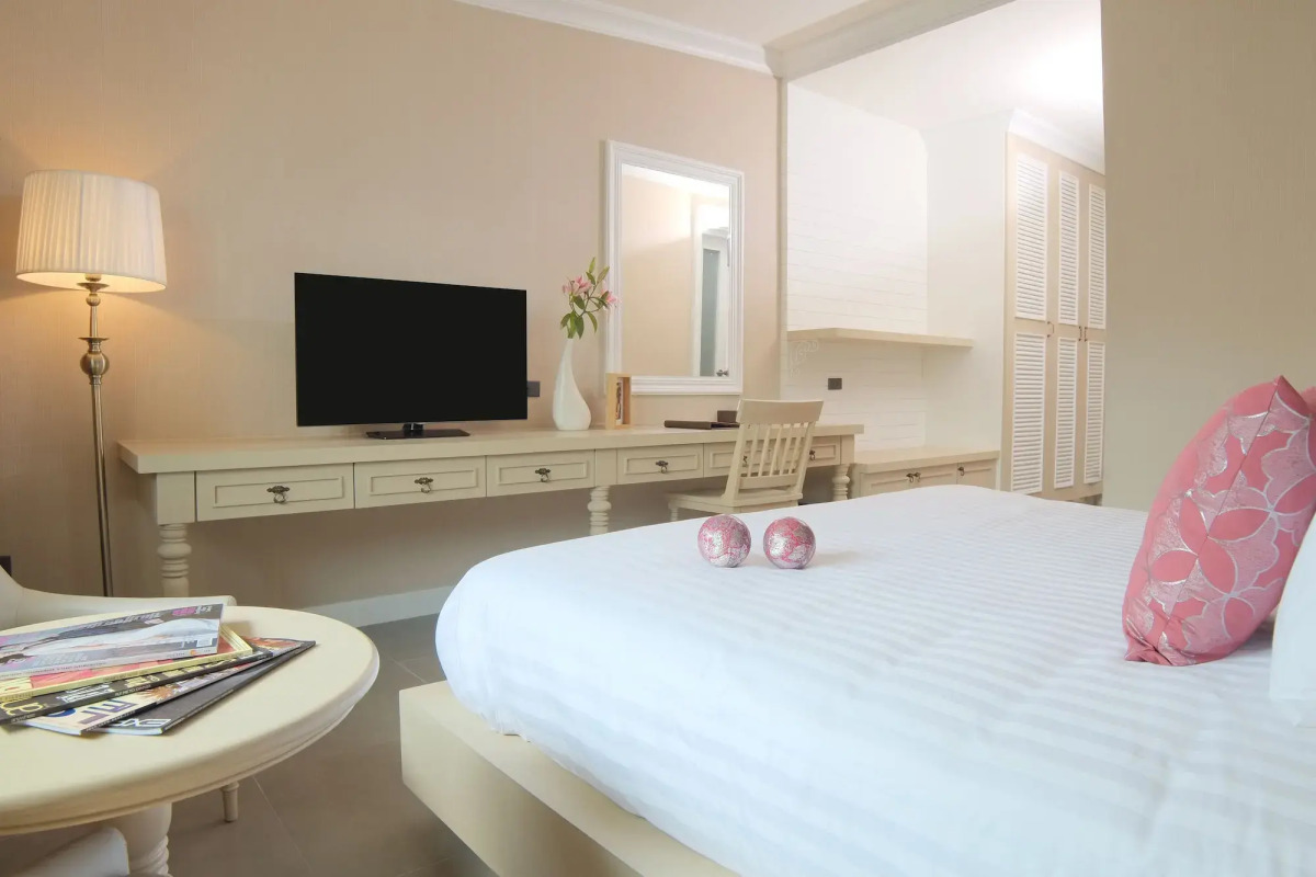 The Raya Surawong Bangkok