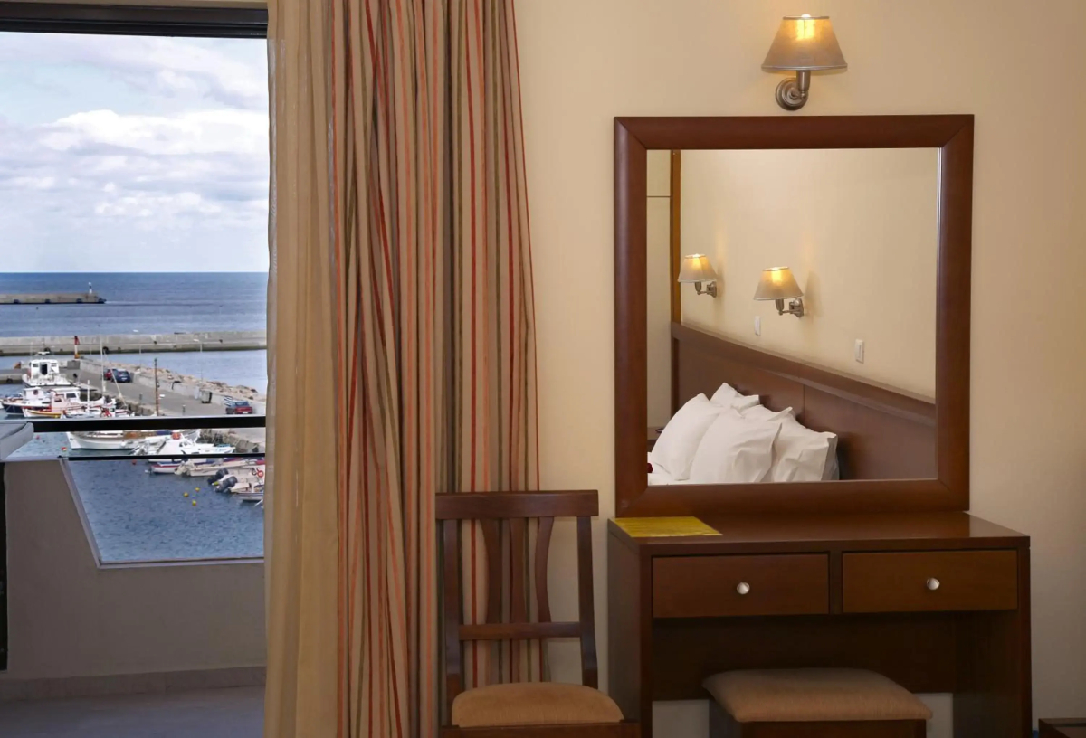 Elysee Hotel