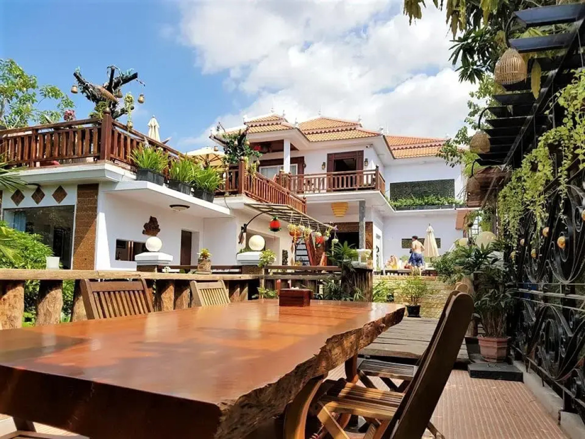 Antonios Villa Hotel