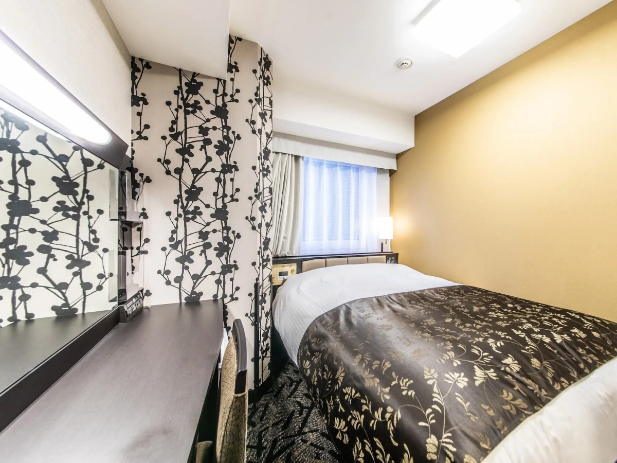 Apa Hotel ＆ Resort Midosuji Hommachi Eki Tower