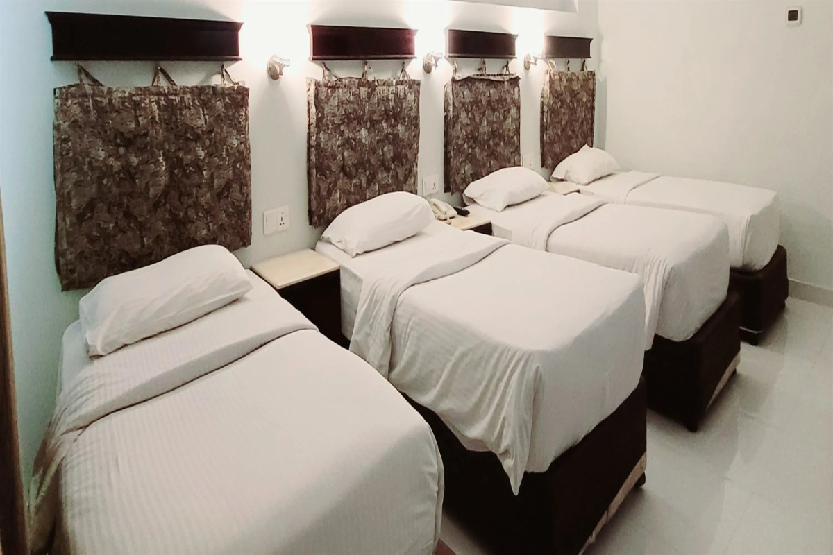 Signature Inn Deira - Free Parking