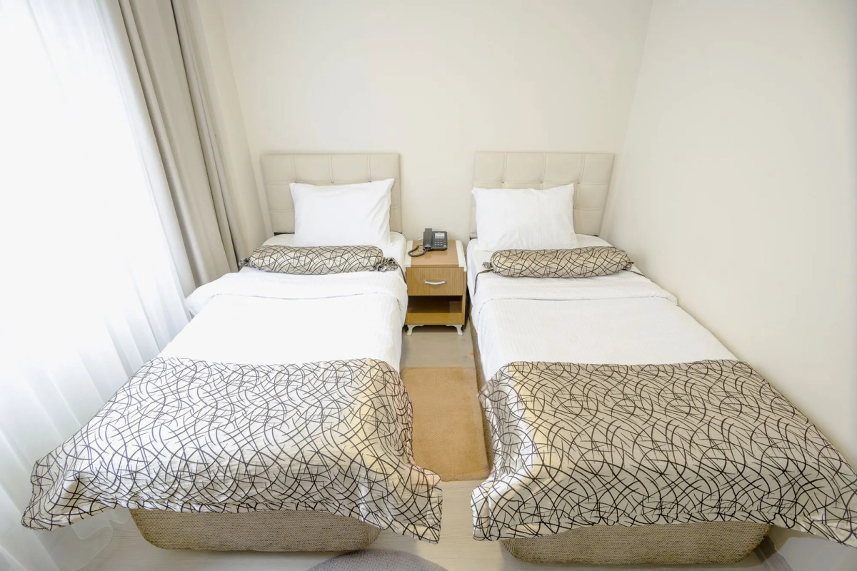 The Corner Inn Hotels By Suit