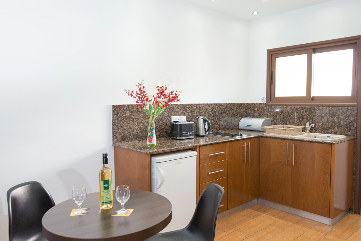 Loutsiana Hotel Apts