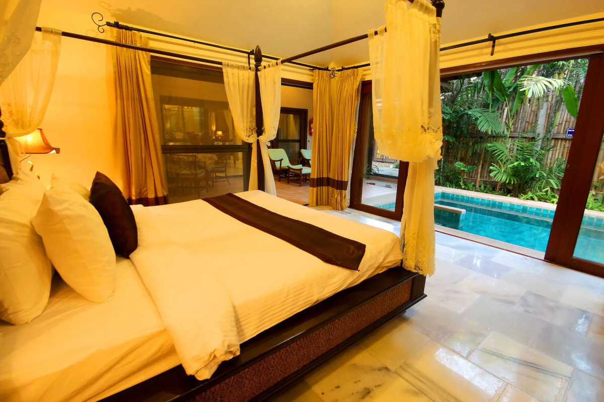 Villa Raya Private Pool Villas Resort