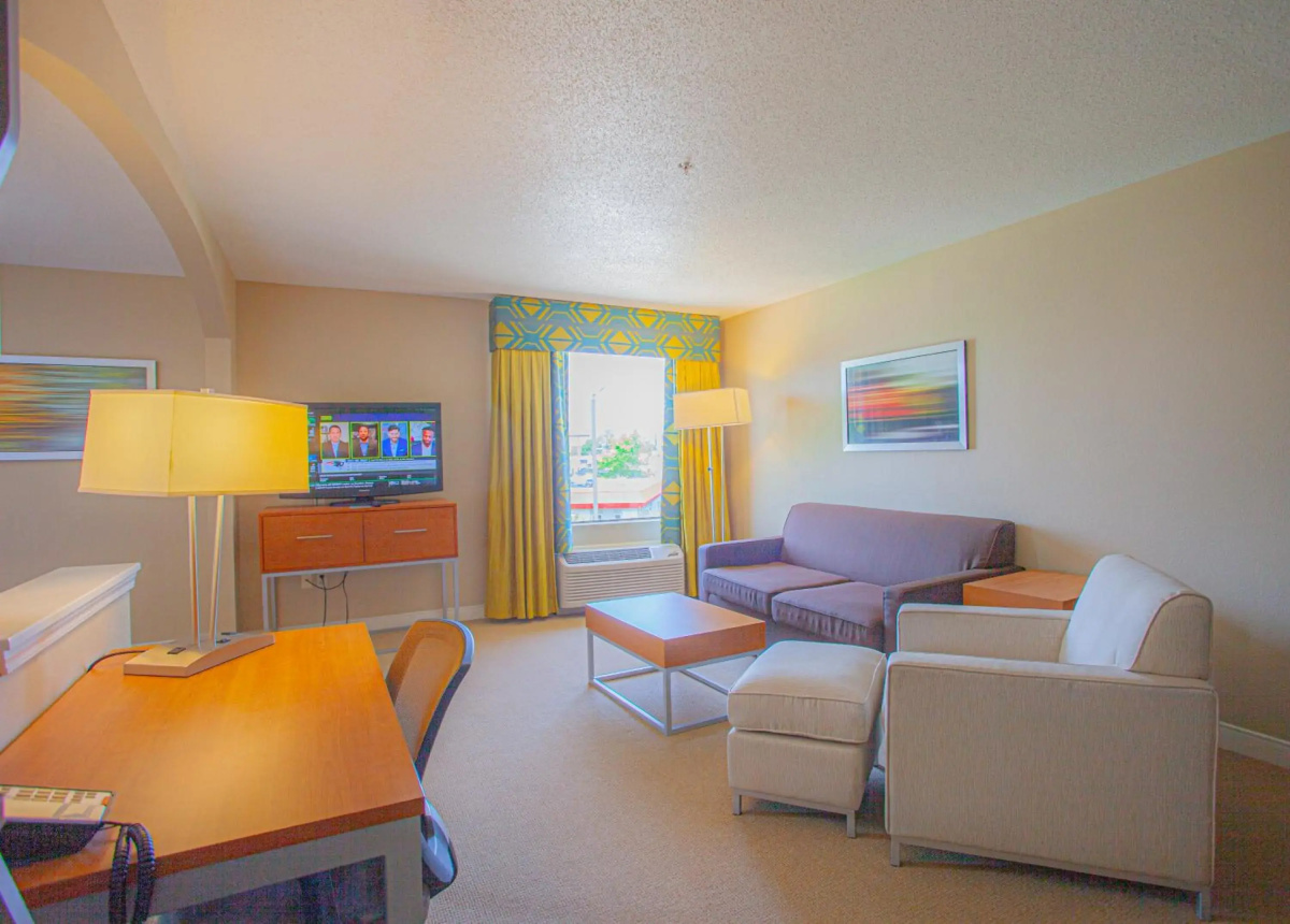 Quality Inn & Suites Montebello - Los Angeles