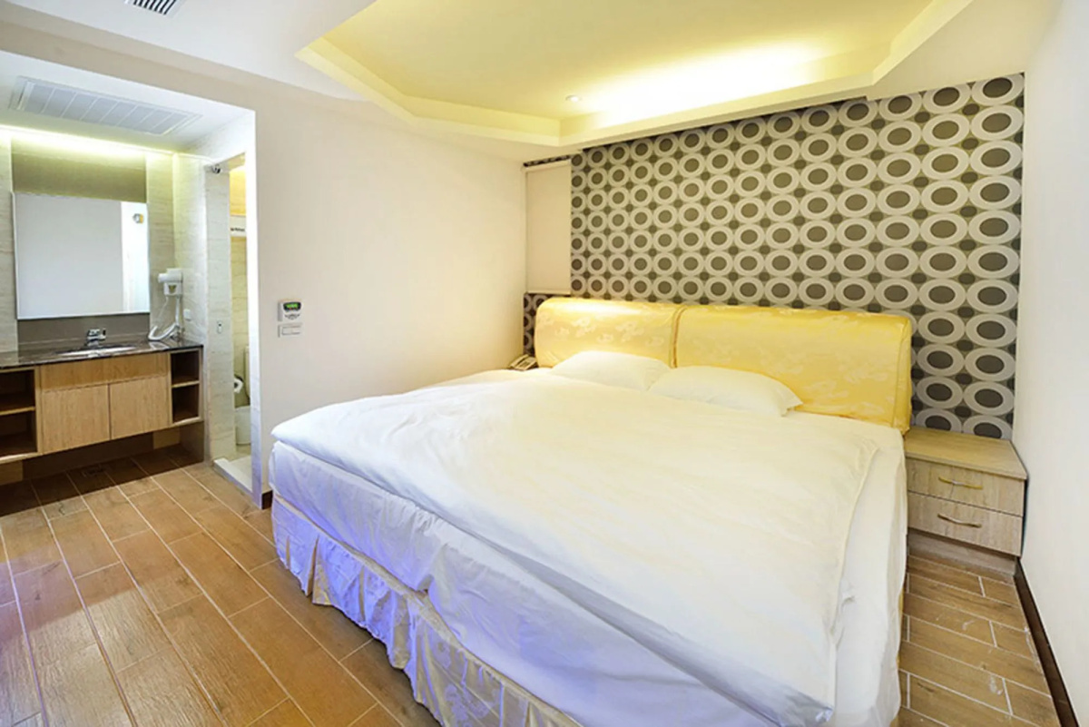 Direct Hotel