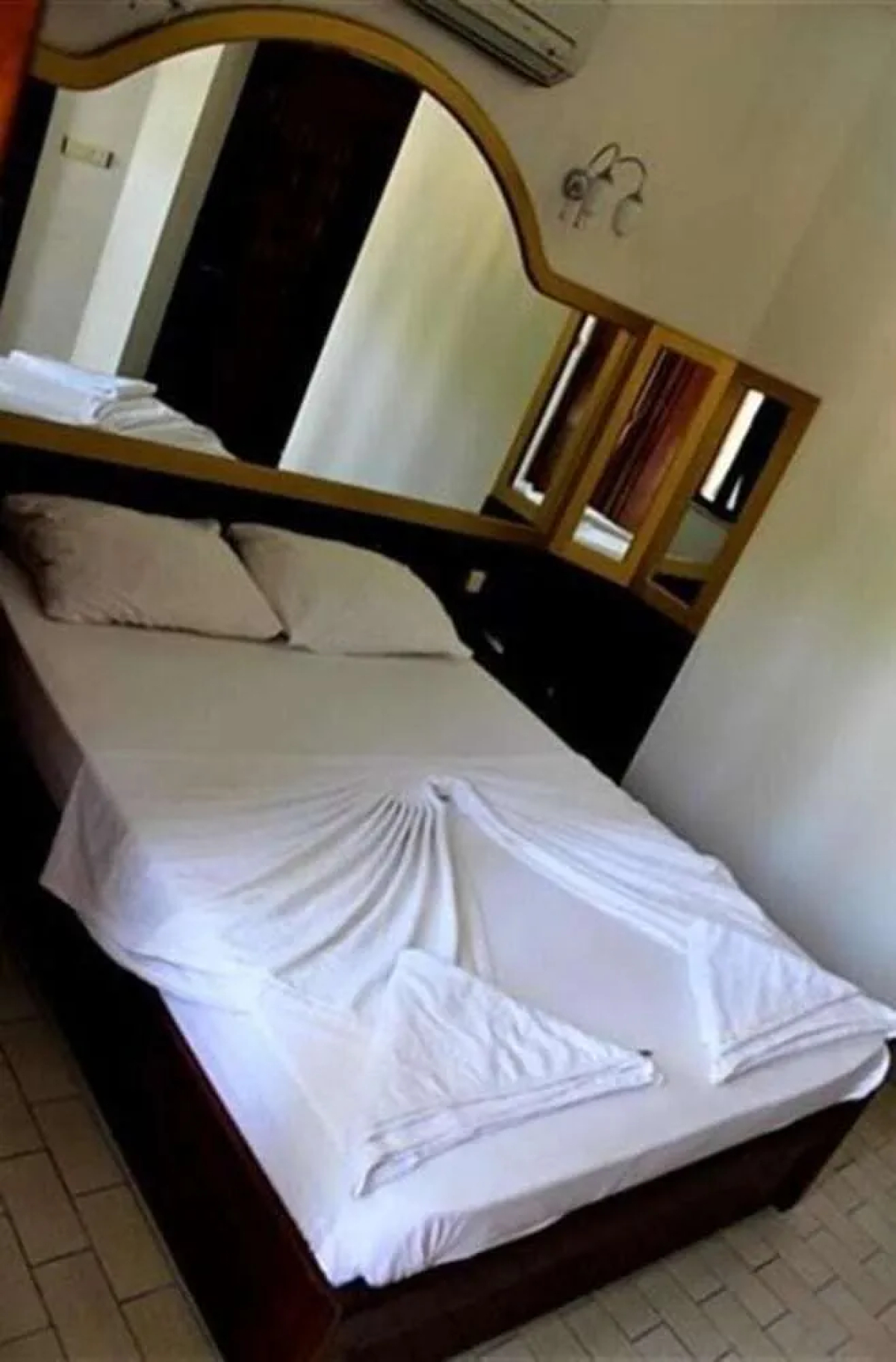 Mese Hotel
